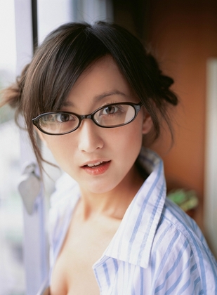 小松彩夏 アイドル画像